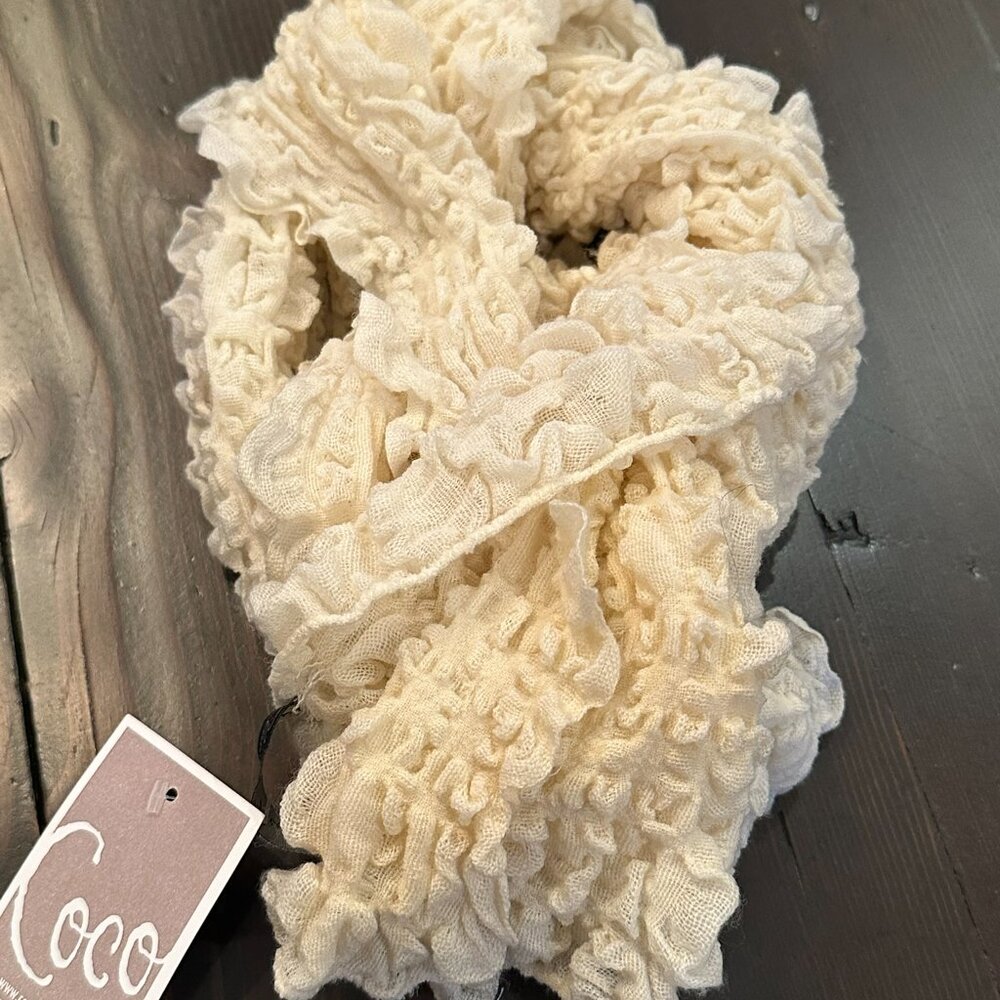 Ruffle / Ruched Cream Scarf - Picture 2 of 4